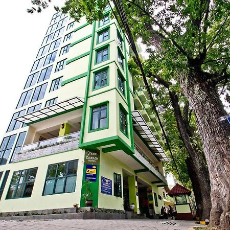 Green Batara Hotel Bandung Exterior foto