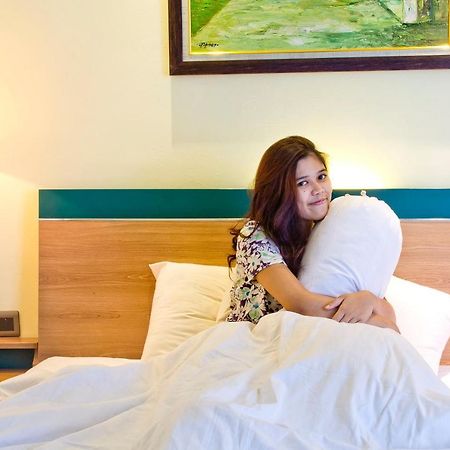 Green Batara Hotel Bandung Exterior foto