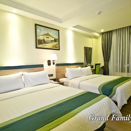 Green Batara Hotel Bandung Exterior foto