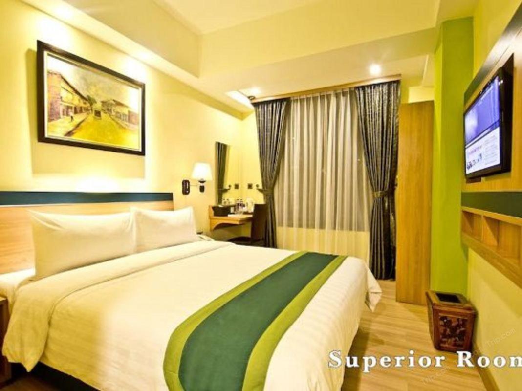 Green Batara Hotel Bandung Exterior foto