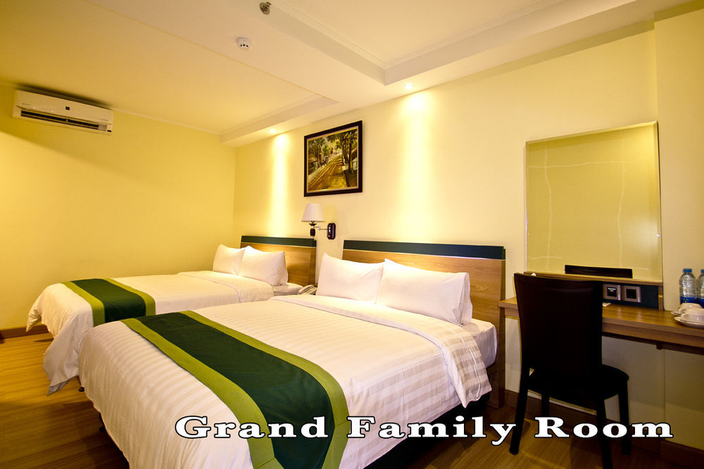 Green Batara Hotel Bandung Exterior foto