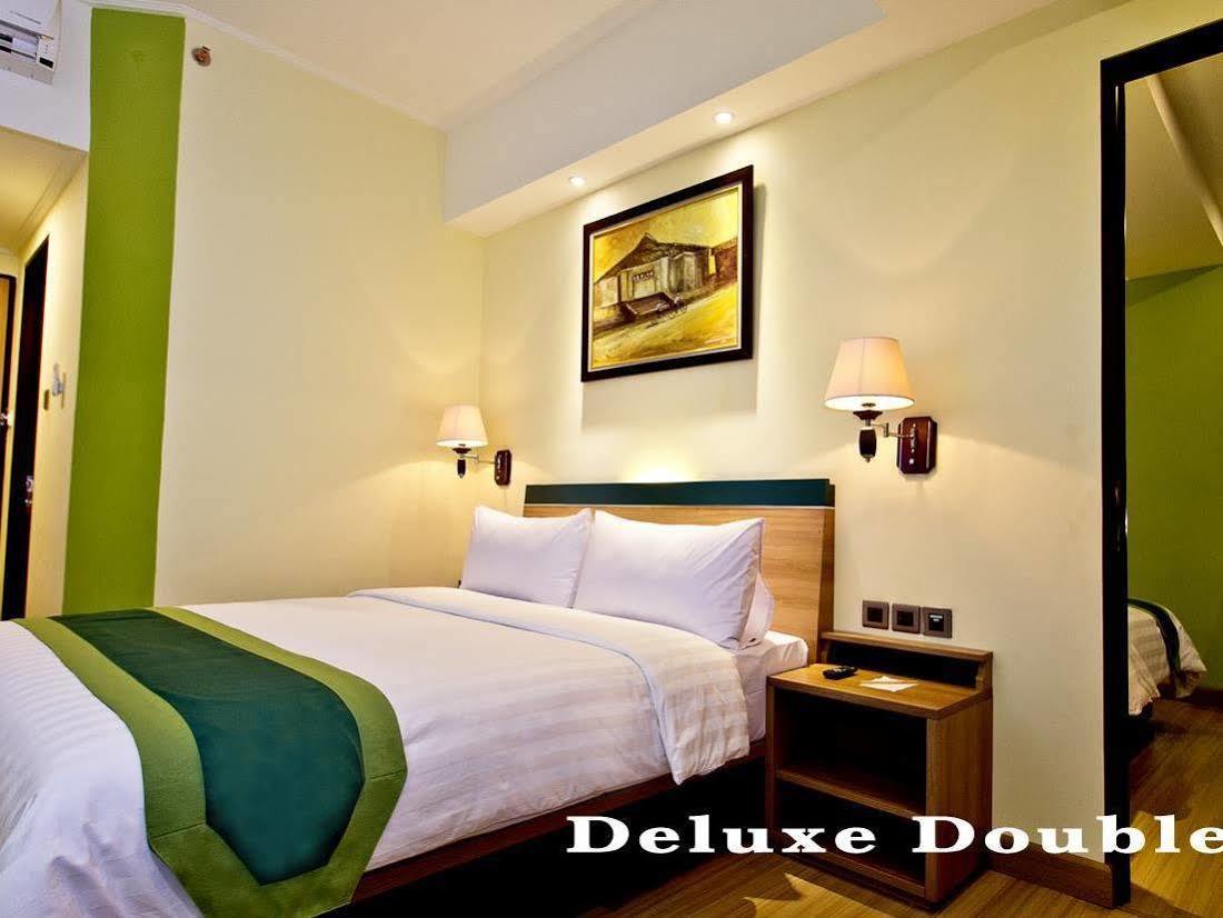 Green Batara Hotel Bandung Exterior foto